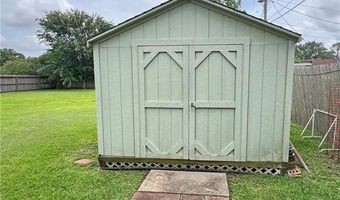 304 PARISH Dr, Arabi, LA 70032