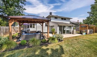 715 Edgewater Dr, Amherst, NY 14228