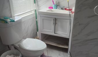 68 Edwin St, Bridgeport, CT 06607