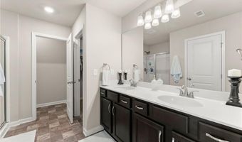 88 Auburn Crossing Dr, Auburn, GA 30011