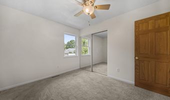 1993 Charmingfare St, Columbus, OH 43228