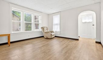 1626 N ONEIDA St, Appleton, WI 54911