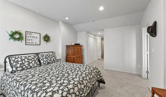 822 Fox Hollow Ln, Golden, CO 80401
