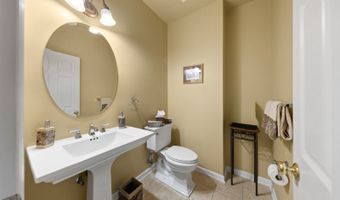 33 Perona Rd, Andover, NJ 07821