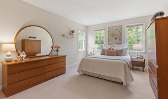 28 Old Harvard Rd, Boxborough, MA 01719
