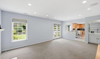 7556 PEPPERELL Dr, Bethesda, MD 20817