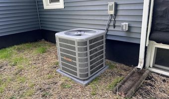 416 W 7th St, Auburn, IN 46706