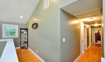 114 El Toro Dr, Bristol, CT 06010