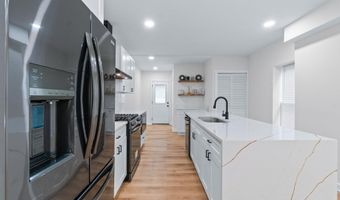 530 E 38TH St, Baltimore, MD 21218