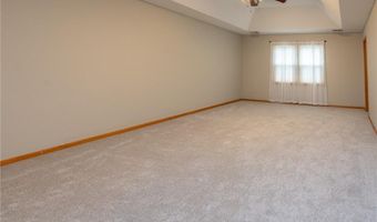 15143 Briarwood Dr, Basehor, KS 66007