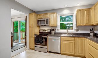 4518 FLINTSTONE Rd, Alexandria, VA 22306