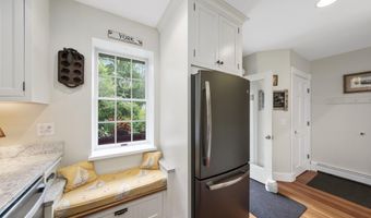 22 Porter Rd, Belfast, ME 04915