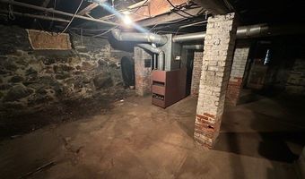 31 Amherst St, Boston, MA 02131