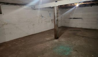 204 Grand Ave, Arco, ID 83213