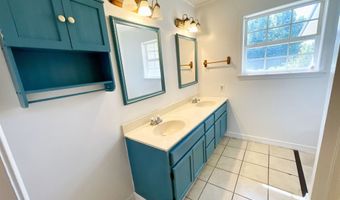 820 Autumnwood Rd, Ash Flat, AR 72513