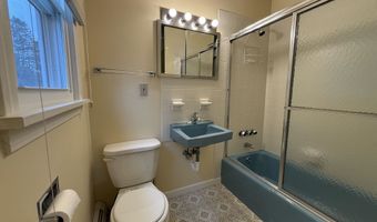 2026 Ridge Rd, Brookfield, VT 05036