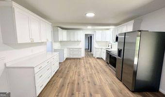 6 Windsor Cir, Anniston, AL 36207