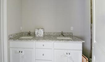107 LLOYD HENDERSON Rd, Beebe, AR 72012