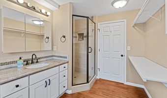 14390 SE THELMA Cir, Milwaukie, OR 97267