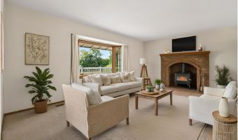 20267 HIGHWAY 213, Oregon City, OR 97045