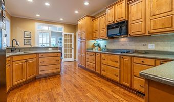 21030 Skyward Dr, Abingdon, VA 24211