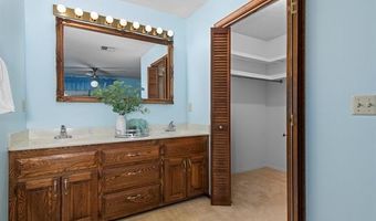 1801 Rolling Hills Pl, Bartlesville, OK 74006