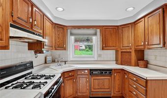 5849 Wilson Dr, Bethel Park, PA 15102