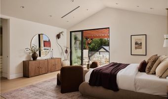 3076 Glenhurst Ave, Los Angeles, CA 90039