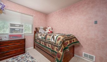 64492 Sylvan Loop, Bend, OR 97701
