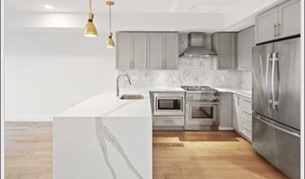 50 Hichborn St 204, Boston, MA 02135