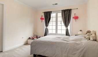 10109 DICKENS Ave, Bethesda, MD 20814