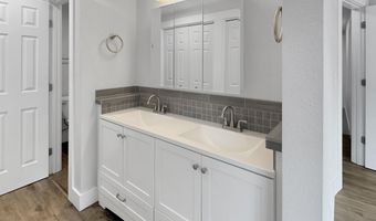 8785 W Pembrook Dr, Boise, ID 83704