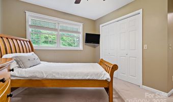 423 Cad Campbell Rd, Bakersville, NC 28705