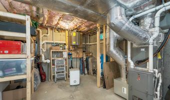 19 Linwood Dr, Alton, NH 03809