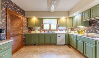 201 Hall St, Alton, MO 65606