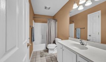 45 Pocono Ln 10, Danbury, CT 06810