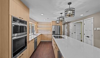 37 Dye Hill Rd, Hopkinton, RI 02832