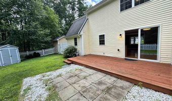 19 Deerwood Dr B, Amherst, NH 03031