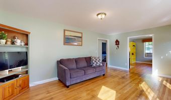 232 Lake St, Auburn, ME 04210