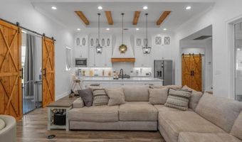 313 Rosedown Ln, Stonewall, LA 71078