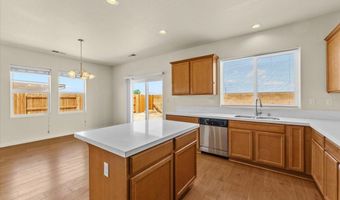 172 Walnut Dr, Fernley, NV 89408