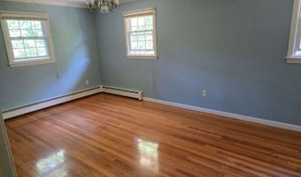 35 Renee Dr, Colchester, CT 06415