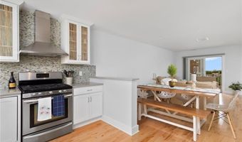 236 Sand Hill Cove Rd B4, Narragansett, RI 02882