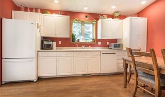 2740 Le Homme Dieu Hts NE, Alexandria, MN 56308