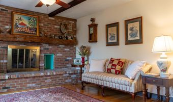 234 Log City Rd, Amsterdam, NY 12010