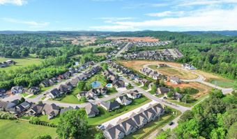 1736 Gable Green Dr, Apison, TN 37302