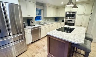 37 Dewey Cir, Campton, NH 03223