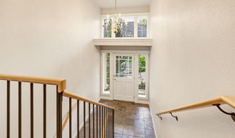 461 Holly St, Ashland, OR 97520