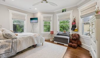 44 Washington Pl, Villas, NJ 07450
