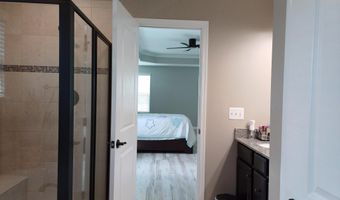 25501 EMERSON OAKS Dr, Aldie, VA 20105